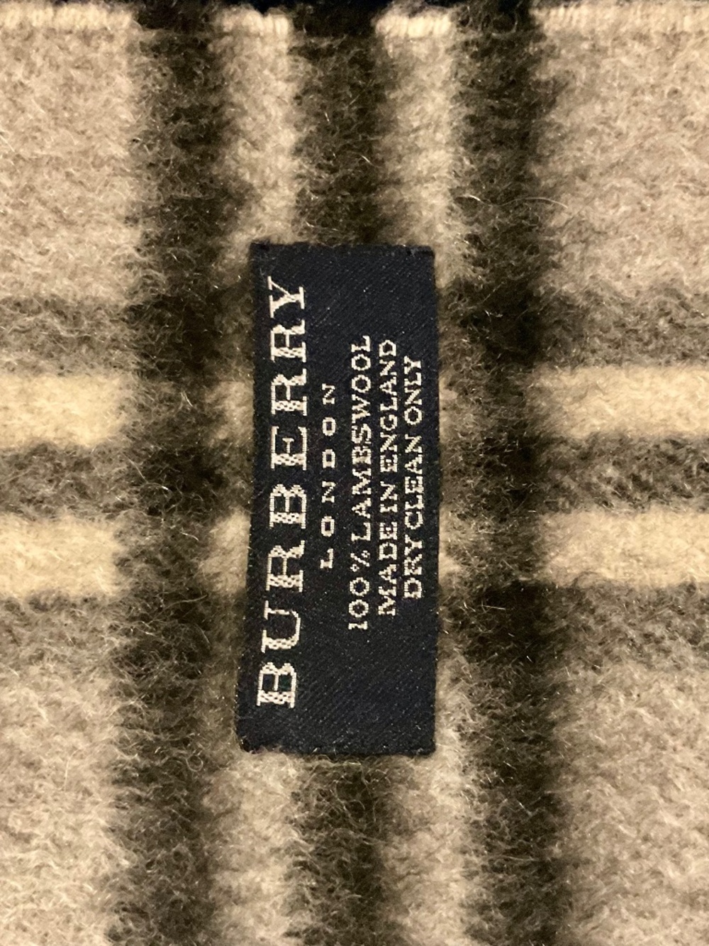 Vintage Burberry London 100% Lambswool Plaid Scarf Made in England